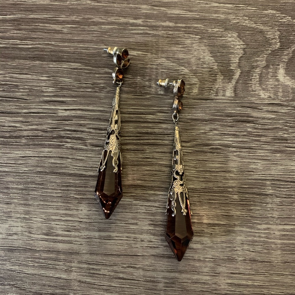 Gold dangling earrings